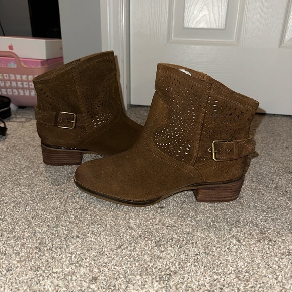 Brown Cowboy Boots - Picture 1 of 6